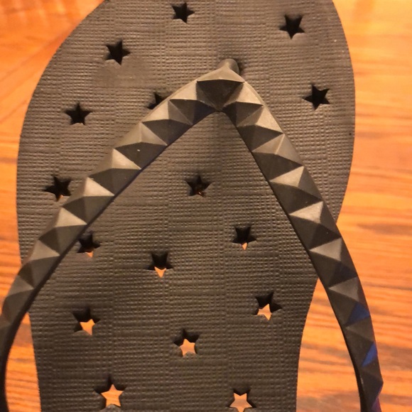 Flip Flops - Picture 5 of 5